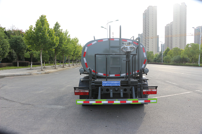環(huán)保小型噴灑車(chē)灑水車(chē) 環(huán)保小型噴灑車(chē)灑水車(chē)