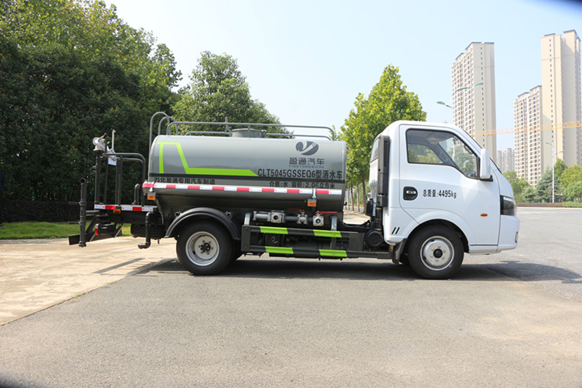 �|�L(f��ng)С���{�ƞ�ˮ܇(ch��)-�|�L(f��ng)2.7����ˮ܇(ch��)