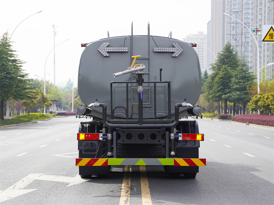 �|�L(f��ng)���\22����ˮ܇(ch��)-�|�L(f��ng)�߶˺��p��ˮ܇(ch��)